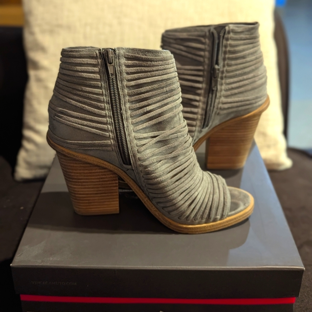 Vince Camuto Feteena Graystone Suede Wedges, 8